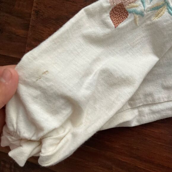 Solitaire Embroidered Floral Long sleeve Top Size L - Picture 3 of 8